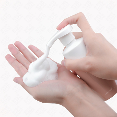 कस्टम 100 मिली 120 मिली प्लास्टिक फोम पंप बोतल हाथ धोने के लिए लिक्विड फेशियल क्लींजर साबुन