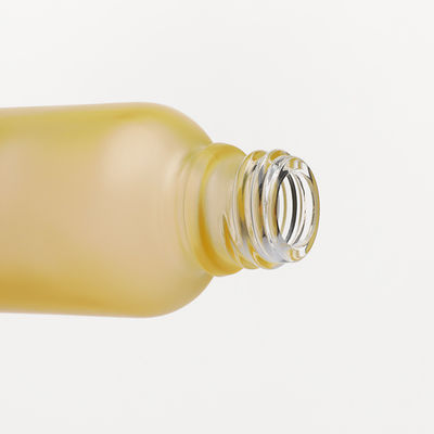 आवश्यक तेल के लिए 15 मिलीलीटर रंगीन ग्लास ड्रॉपर बोतल रीफिल करने योग्य कांच की बोतल
