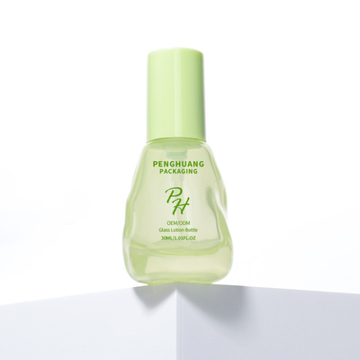 त्वचा देखभाल पैकेजिंग के लिए एवोकैडो ग्रीन क्लियर 30ml ग्लास लिक्विड फाउंडेशन बोतलें