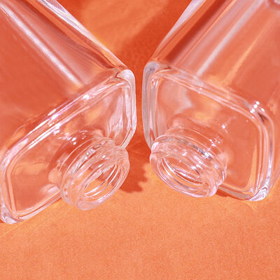 तरल नींव बोतलें ग्लास कॉस्मेटिक पैकेजिंग सेट 30 मिलीलीटर क्षमता अनुकूलन मुद्रण और टिकाऊ लीक सबूत डिजाइन के साथ