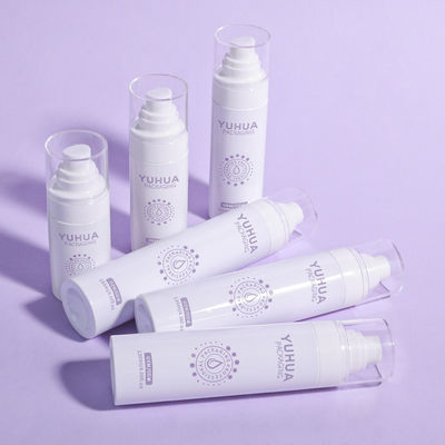 अनुकूलित पीईटी स्प्रे बोतल 130ml क्षमता के साथ डिजाइन किया गया है उपयोगकर्ता के अनुकूल सुविधाओं का उपयोग करने में आसानी और दक्षता में वृद्धि